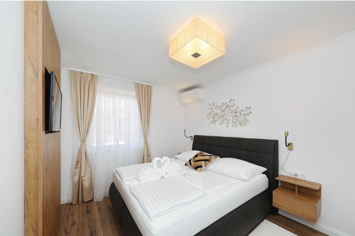 Villa Tin Apartments Tribanj-Kruscica Exterior photo